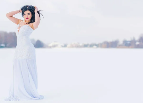 Férias Natal Ano Novo Atmosfera Mágica Mulher Bonita Vestido Longo — Fotografia de Stock