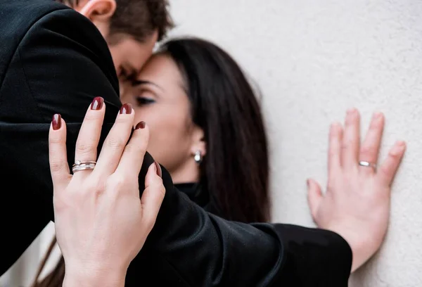 Έννοια Του Γάμου Πρόταση Γάμου Δαχτυλίδι Στα Χέρια Δήλωση Των — Φωτογραφία Αρχείου