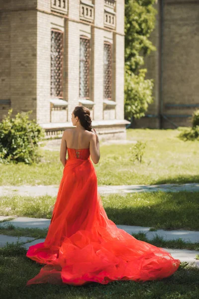 Concetto Abiti Sera Elegante Stile Fantasia Donna Abito Rosso Sera — Foto Stock