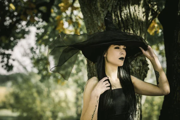 Vrouw Gotische Stijl Heks Look Concept Van Eenvoudige Halloween Ideeën — Stockfoto