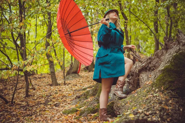 Woman Autumn Fashionable Clothes Fashion Concept Scene Park Middle Aged — Stock Photo, Image