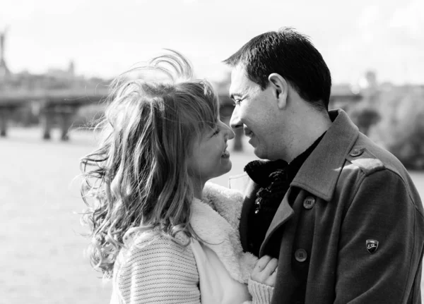 Feliz Casal Meia Idade Amor Divertindo Livre Sorrindo Casal Feliz — Fotografia de Stock