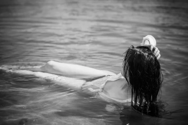 Vakáció Érzéki Vízben Női Vágy Pszichológia Relaxációs Koncepció Nyári Napok — Stock Fotó