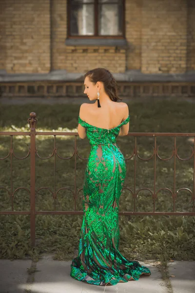 Причудливое Современное Модное Платье Вечернее Свадебное Платье Концепция Inspire Женщин — стоковое фото