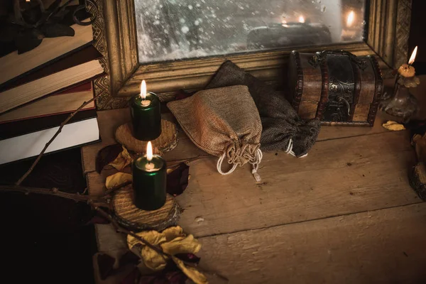 Ambiente Místico Vista Carta Del Tarot Sobre Mesa Concepto Esotérico —  Fotos de Stock