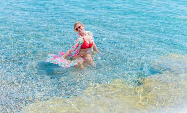 Beleza Nova Era Mulher Bonita Natural Maiô Perto Mar Tamanho — Fotografia de Stock