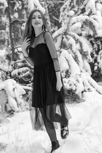 Téli Varázslatos Jelenet Karácsony Inspiráció Téli Ünnepek Gyönyörű Modern Lány — Stock Fotó