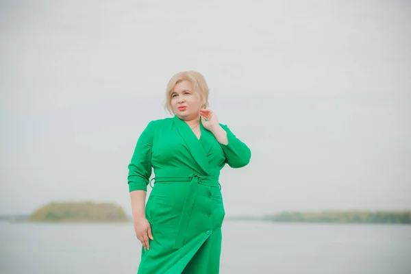 Portrait American Size Businesswoman Green Dress Citizen Lifestyle Concept Women — Stock Photo, Image