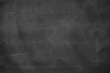 Tebeşir dokusu karatahtaya ya da tahtaya sürülmüş. Okul eğitimi, karanlık duvar arkaplanı veya öğrenme konsepti.
