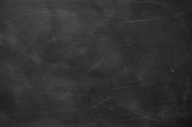 Tebeşir dokusu karatahtaya ya da tahtaya sürülmüş. Okul eğitimi, karanlık duvar arkaplanı veya öğrenme konsepti.
