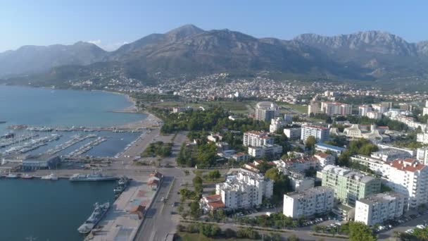 Vue aérienne de la ville Bar et port — Video