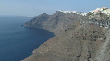 Ünlü Yunan tatil Thira, Santorini, havadan görünümü.