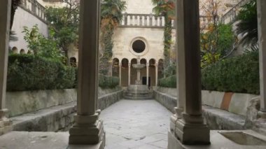 çan kulesinde Dubrovnik manzaralı 13 yüzyıl Franciscan Monastery.