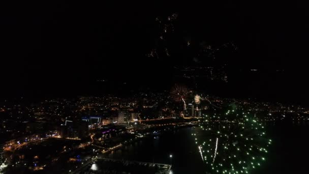 Festa di Capodanno nel centro storico di Budva — Video Stock