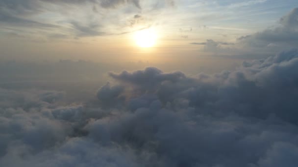 Vista aérea sobre las nubes — Vídeo de stock