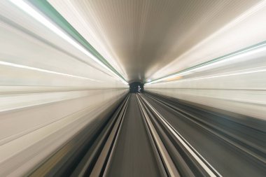 kabin metro operatörüuzun pozlama görünümü