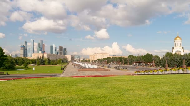 Moscou, Rússia - 18 de julho de 2019: Victory Park em Poklonnaya Hill — Vídeo de Stock