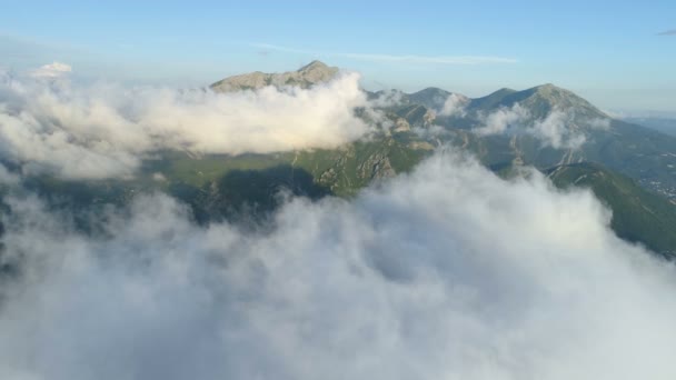 Luftaufnahme über den Wolken — Stockvideo