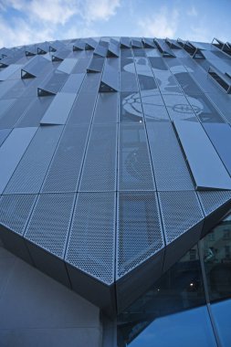 LONDON, ENGLAND - 13 Nisan 2019: Tottenham Hotspur ve Huddersfield Twon arasında oynanan 2018 / 19 Premier Lig maçı öncesinde Tottenham Hotspur Stadyumu 'nun dışında görüldü.