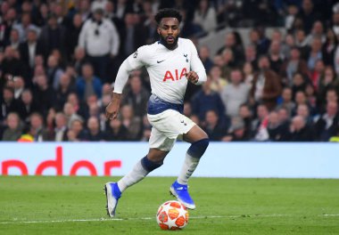LONDON, ENGLAND - 30 Nisan 2019: Tottenham 'dan Danny Rose, Tottenham Hotspur' da Tottenham Hotspur (Hollanda) ve AFC Ajax (İngiltere) arasında oynanan 2018 / 19 UEFA Şampiyonlar Ligi yarı final maçının ilk ayağında çekilmiştir..