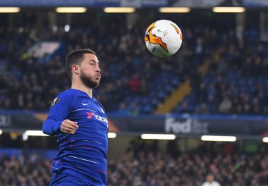 LONDON, ENGLAND - 9 Mayıs 2019: Chelsea Eden Hazard, Chelsea FC (İngiltere) ve Eintracht Frankfurt E.V. arasında oynanan 2018 / 19 UEFA Avrupa Ligi Yarı Finalleri 'nin ikinci ayağı sırasında resmedildi. (Almanya) Stamford Köprüsünde.