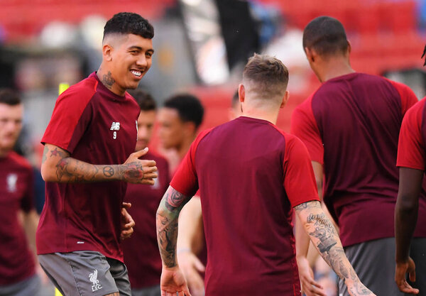 МАДРИД, Испания - 31 мая 2019 года: Роберто Фирмино из Ливерпуля на тренировке, состоявшейся за день до финала Лиги чемпионов УЕФА 2018 / 19 между "Тоттенхэмом Хотспуром" (Англия) и "Ливерпулем" (Англия) в Ванда Метрополитано
.