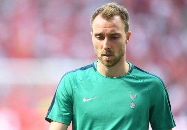 MADRID, İspanya - 1 Haziran 2019: Tottenham 'dan Christian Eriksen, Wanda Metropolitano' da Tottenham Hotspur (İngiltere) ile Liverpool FC (İngiltere) arasında oynanan 2018 / 19 UEFA Şampiyonlar Ligi Finali öncesinde çekilmiştir..