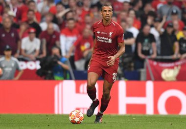 MADRID, İspanya - 1 Haziran 2019: Liverpool 'dan Joel Matip, Wanda Metropolitano' da Tottenham Hotspur (İngiltere) ile Liverpool FC (İngiltere) arasında oynanan 2018 / 19 UEFA Şampiyonlar Ligi Finali sırasında çekilmiştir..