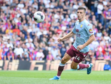 LONDON, ENGLAND - 31 AĞUSTOS 2019: Villa 'dan Frederic Gerillbert, Crystal Palace FC ile Selhurst Park' taki Aston Villa FC arasında oynanan 2019 / 20 Premier League maçı sırasında resmedildi..