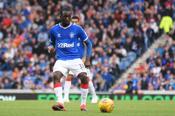 GLASGOW, SCOTLAND - 18 Temmuz 2019: Rangers takımından Glen Kamara, 2019 / 20 UEFA Avrupa Ligi 'nin Ibrox Park' taki Rangers FC (İskoçya) ile St Joseph 's FC (Cebelitarık) arasındaki birinci tur ön eleme karşılaşmasının ikinci ayağı sırasında resmedildi..