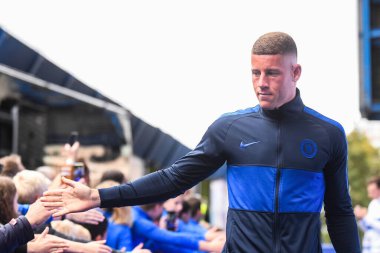LONDON, ENGLAND - SEPTEMBER 22, 2019: Ross Barkley Chelsea FC ile Liverpool FC arasında oynanan 2019 / 20 Premier Lig maçı için Stamford Bridge 'e geldi..