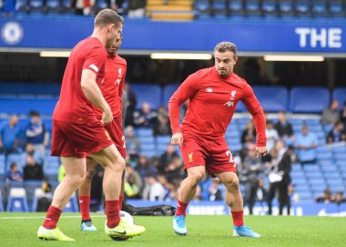 LONDON, ENGLAND - SEPTEMBER 22, 2019: Liverpool 'dan Xherdan Shaqiri, Stamford Bridge' de Chelsea FC ve Liverpool FC arasında oynanan 2019 / 20 Premier League maçı öncesinde çekilmiştir..