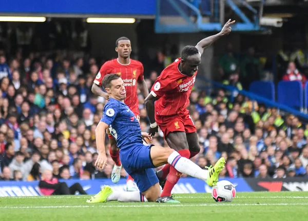 Londres Inglaterra Septiembre 2019 Cesar Azpilicueta Chelsea Sadio Mane Liverpool — Foto de Stock