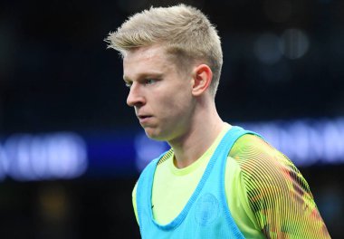LONDON, ENGLAND - 2 Şubat 2020: Oleksandr Zinchenko, Tottenham Hotspur ile Manchester City arasında oynanan 2019 / 20 Premier Lig maçı öncesinde Tottenham Hotspur Stadyumu 'nda çekilmiştir..