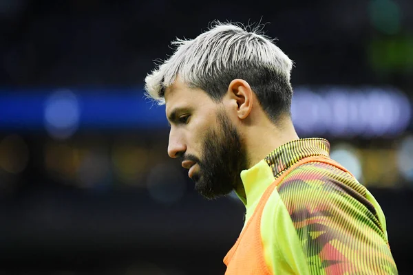 LONDON, ENGLAND - 2 Şubat 2020: Sergio Aguero of City Tottenham Hotspur ve Manchester City arasında oynanan 2019 / 20 Premier League maçı öncesinde Tottenham Hotspur Stadyumu 'nda çekilmiştir..