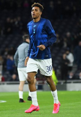 LONDON, ENGLAND - 19 Şubat 2020: Tottenham 'dan Gedson Fernandes, Tottenham Hotspur Stadyumu' ndaki Tottenham Hotspur FC ve RB Leipzig arasında oynanan 2019 / 20 UEFA Şampiyonlar Ligi Roundu 'nun ilk ayağı öncesinde resmedildi..