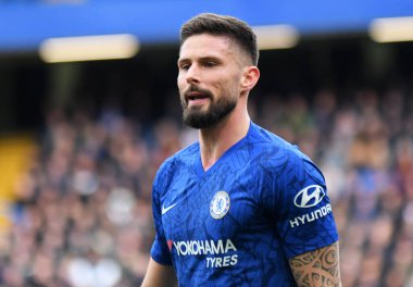 LONDON, ENGLAND - 22 Şubat 2020: Chelsea 'li Olivier Giroud, Chelsea FC ve Tottenham Hotspur arasında Stamford Bridge' de oynanan 2019 / 20 Premier League maçı sırasında çekilmiştir..