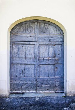 Eski kapı kemer, tarihi bina kullanımı ile tüketilen ahşap ile