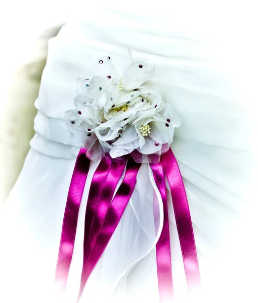 Pink Purple Flowers Ribbons Close Most Beautiful Wedding Dress — Stock Photo, Image