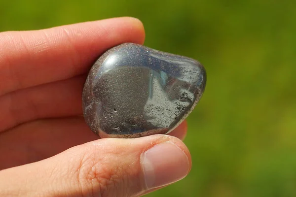 Black Hematite Rock Brazil Held Hand — Stok fotoğraf