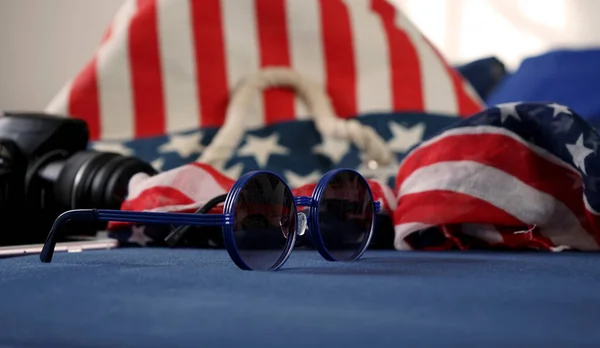 Güneş gözlüğü ve Amerikan Aksesuarları Bağımsızlık Günü 4 Temmuz ve Amerikan bayrağı federal kutlaması 
