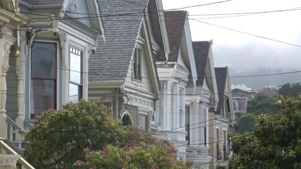 Een Rij Van Victoriaanse Huizen San Francisco — Stockvideo