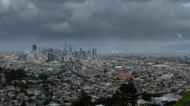 Dramatyczne Niebo Nad Panoramicznym Widokiem Miasto San Francisco — Wideo stockowe