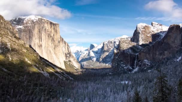 Yosemite Valley Paesaggio Invernale Panoramico Con Alberi Ricoperti Gelo Scogliere — Video Stock