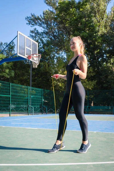 Fit Young Woman Posing Jumping Rope Sports Ground Sunny Day — Stock Photo, Image