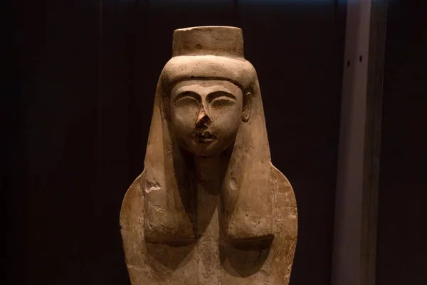 Leiden Nederländerna Jan 2019 Närbild Antik Egyptisk Staty Meretseger Som — Stockfoto