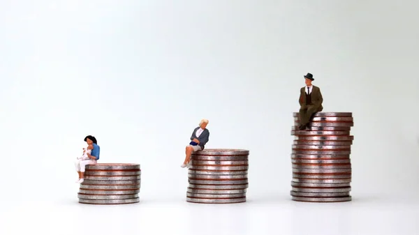 Concepto Desigualdad Género Salario Sesgado Contra Las Mujeres Por Los —  Fotos de Stock