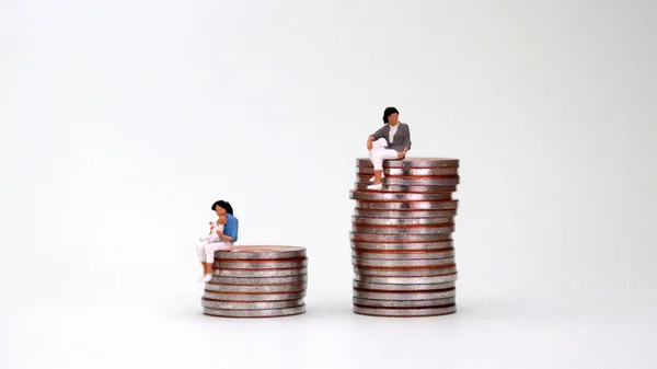 Miniature Woman Holding Baby Pile Coins Miniature Woman Sitting Pile — Stock Photo, Image