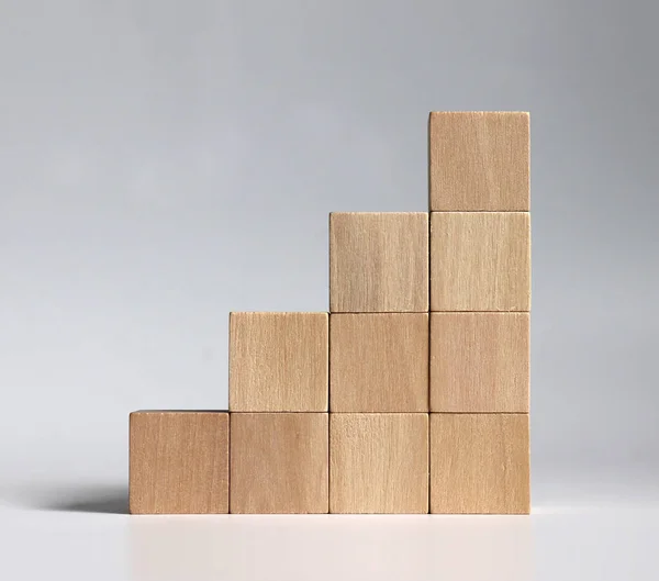 Ein Stapel Holzklötze Form Einer Treppe — Stockfoto