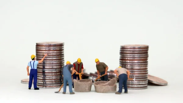 Wage Labor Concept Miniature Workers Working Piles Coins — Stock Photo, Image